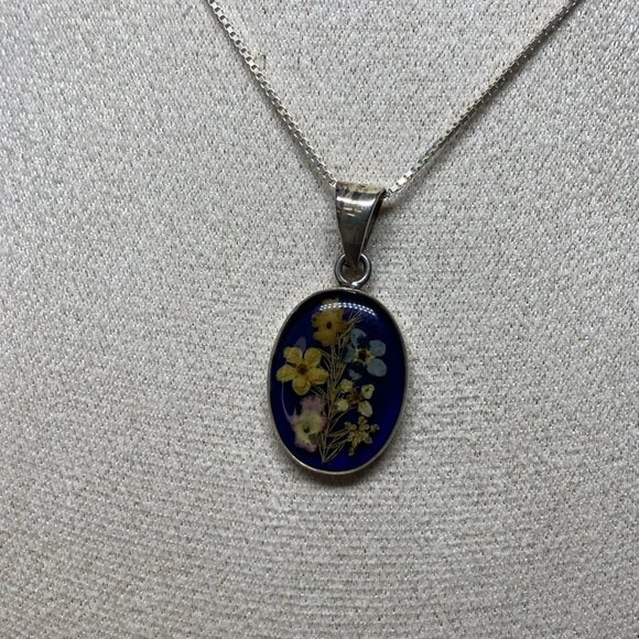 Vintage 925 Sterling Silver Pressed Flower Pendant – Italy MJI Chain – 15.5” - Picture 7 of 11